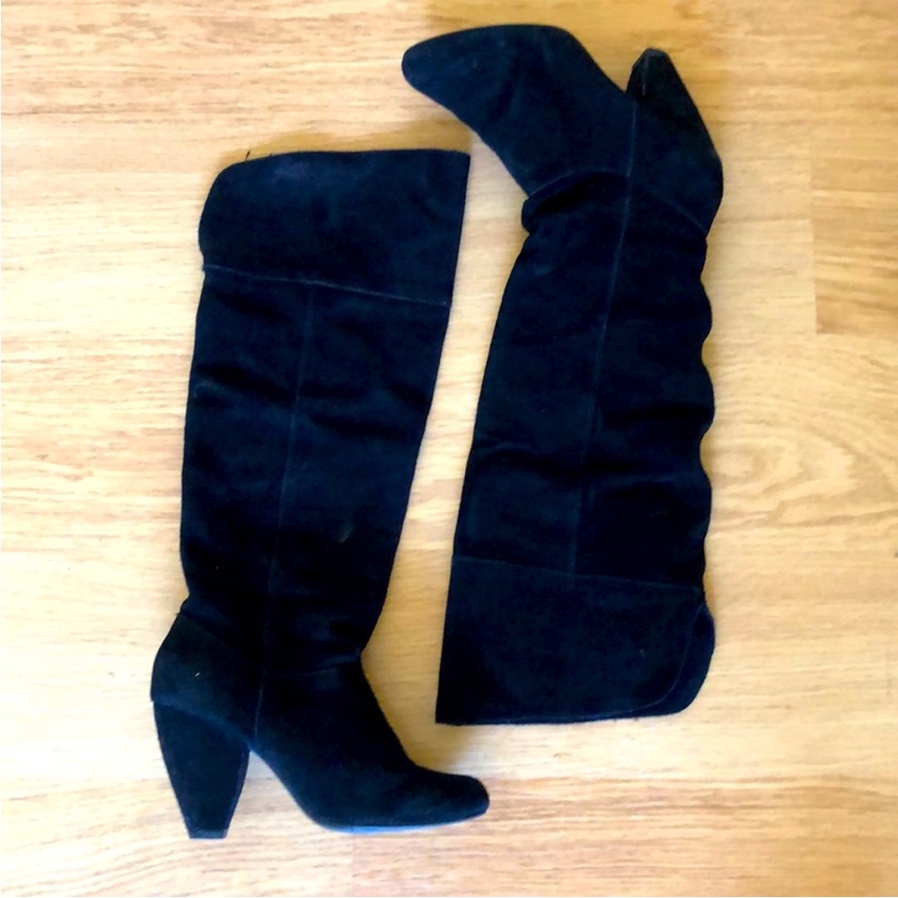 BDG Urban Outfitters Suede Slouchy Over Knee High Boots in Black - 7